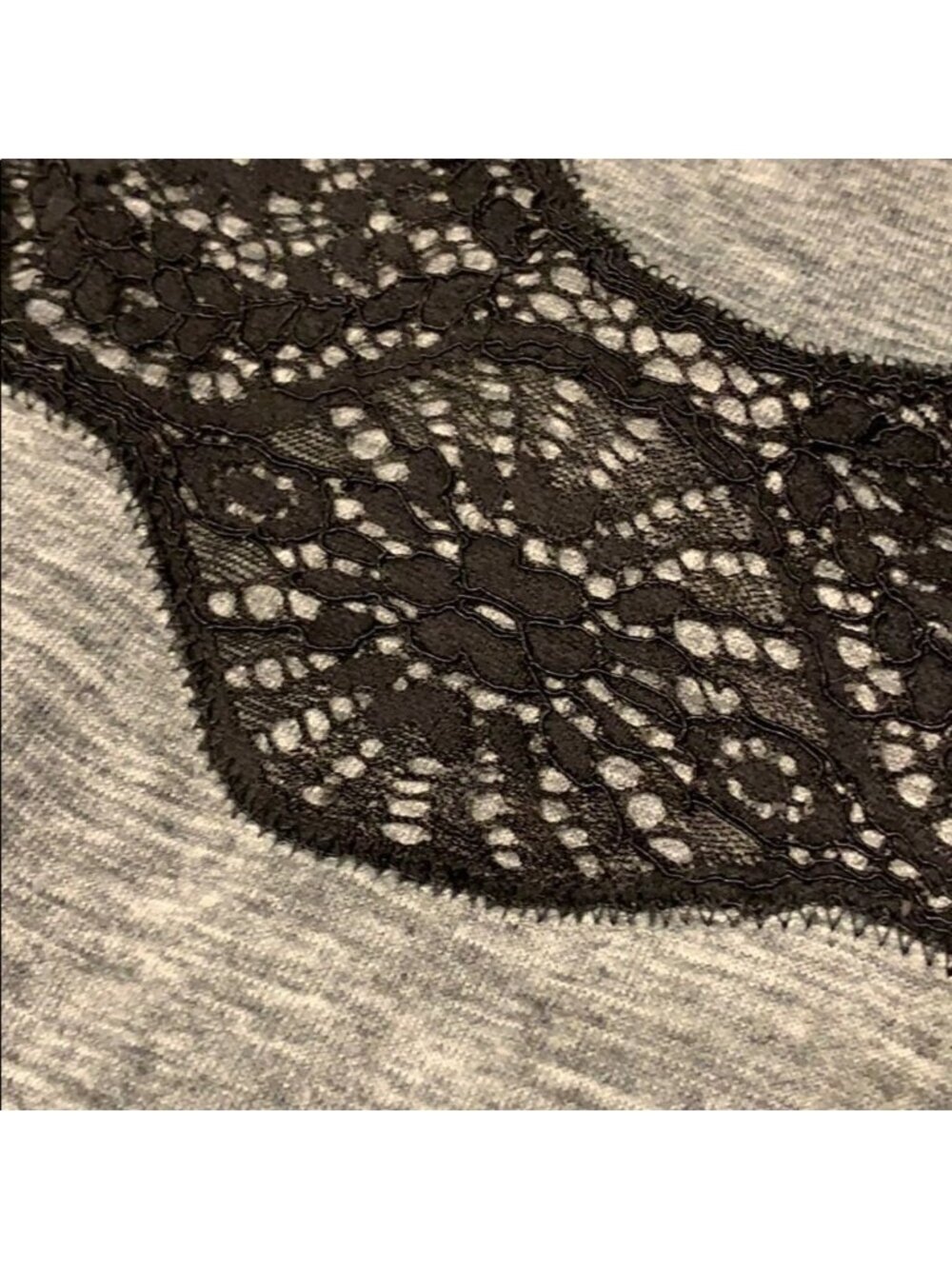 grey knit top- size XS - Picture 4 of 4